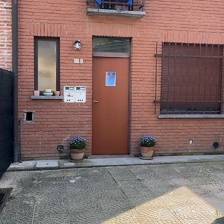 Apartment Sweet Aurora *